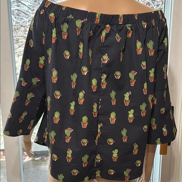 Black Cactus Print, Cotton, Off-Shoulder Top, 3/4 Sleeve, Like New, Large - Picture 6 of 10